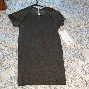 LULU swiftly tech short sleeve 2.0